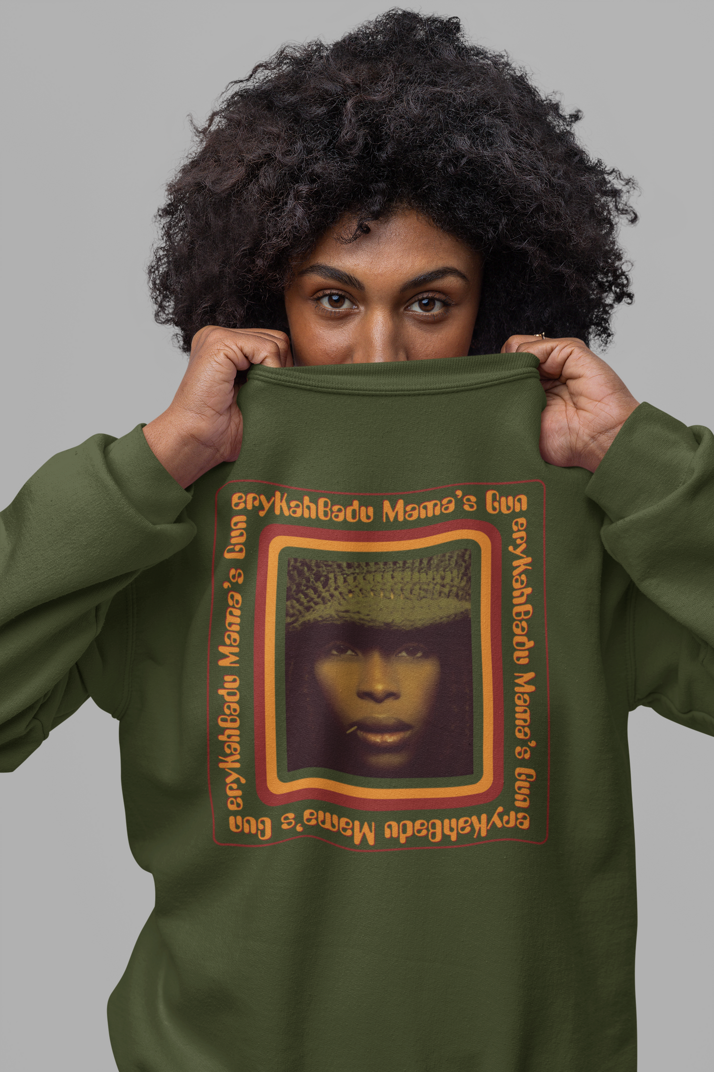 Erykah Badu Mama’s Gun Sweatshirt – Neo-Soul Album Cover Pullover